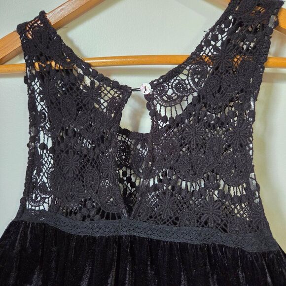 EUC LPOL BLACK VELVET AND LACE SWING STYLE TANK TOP SIZE L - Picture 5 of 16